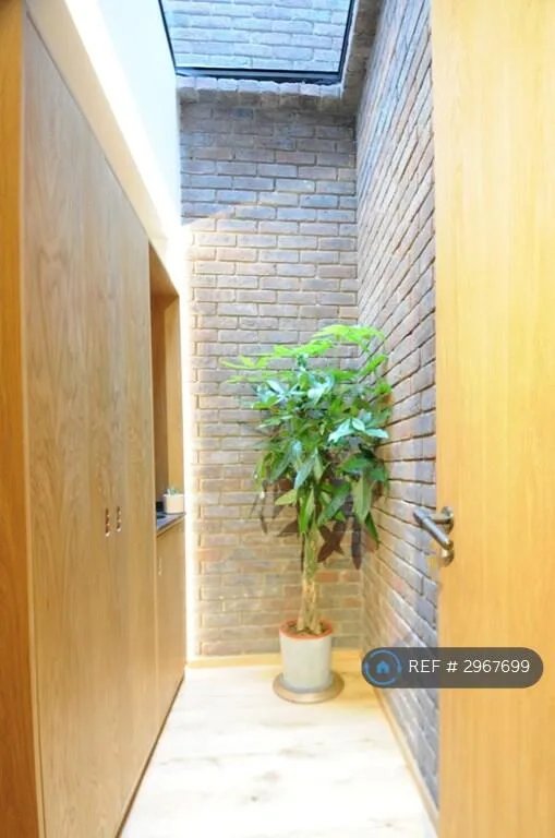 3 bedroom detached house for rent