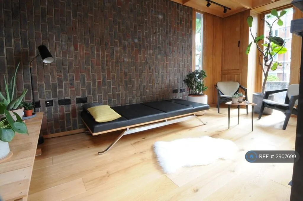 3 bedroom detached house for rent