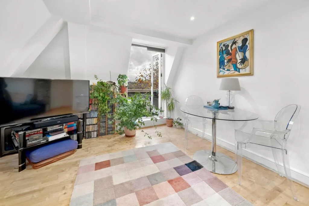 1 bedroom flat for rent