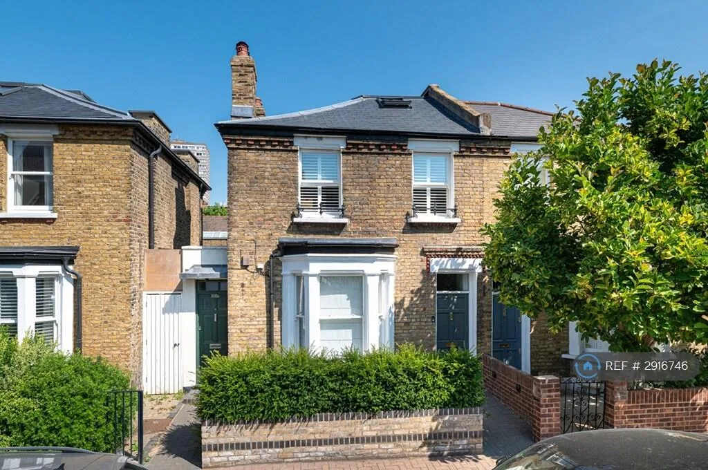 3 bedroom maisonette for rent