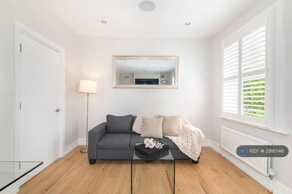 3 bedroom maisonette for rent