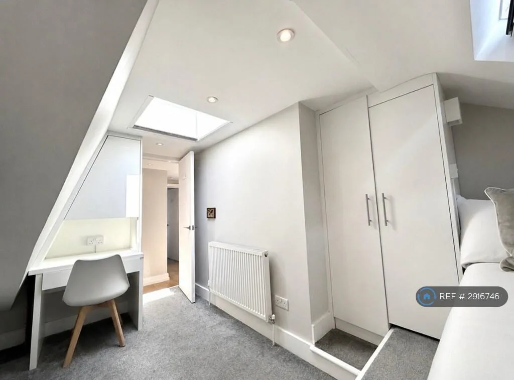 3 bedroom maisonette for rent