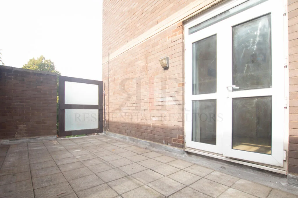3 bedroom flat for rent