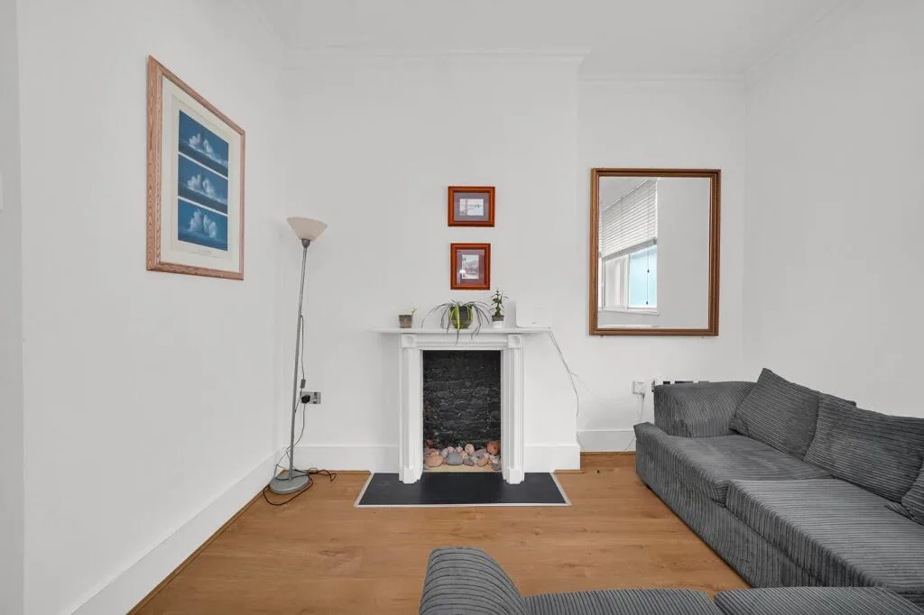 2 bedroom terraced house for rent