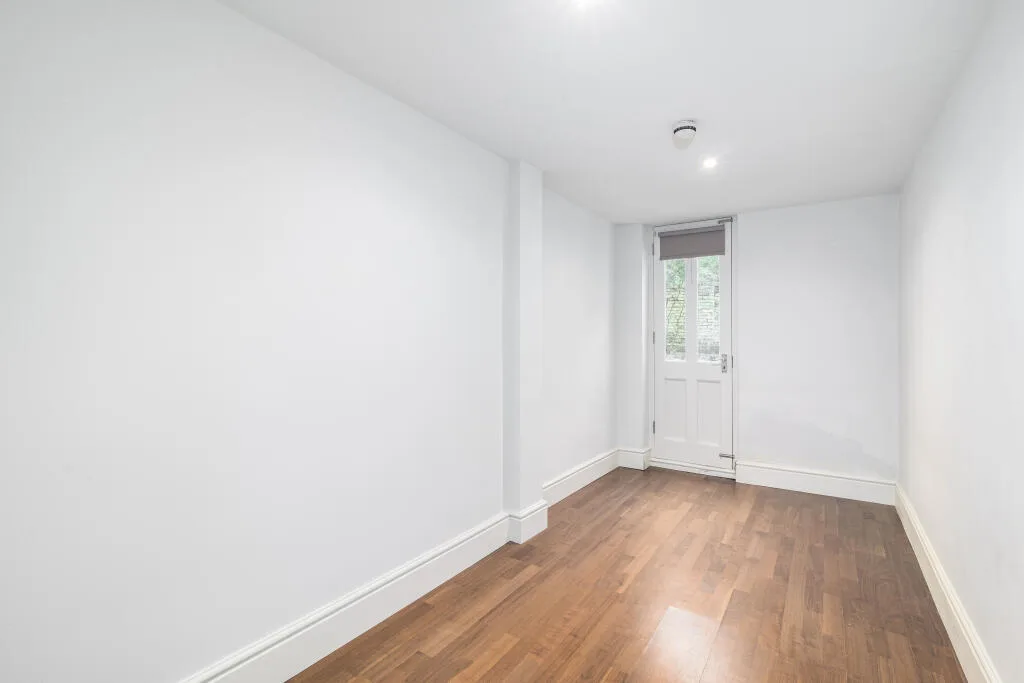 1 bedroom ground floor flat for rent