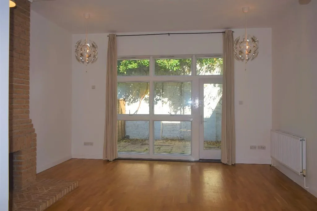 2 bedroom terraced house for rent