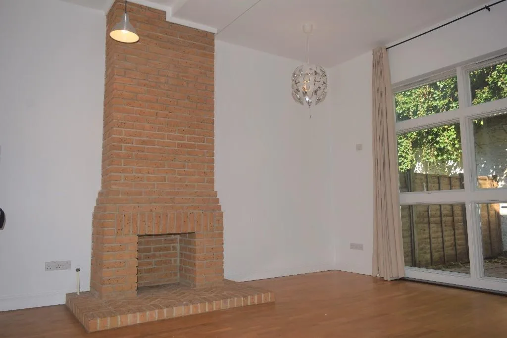 2 bedroom terraced house for rent