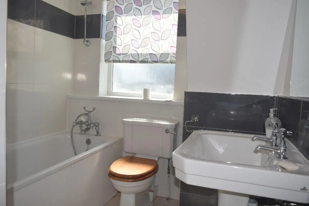 2 bedroom terraced house for rent