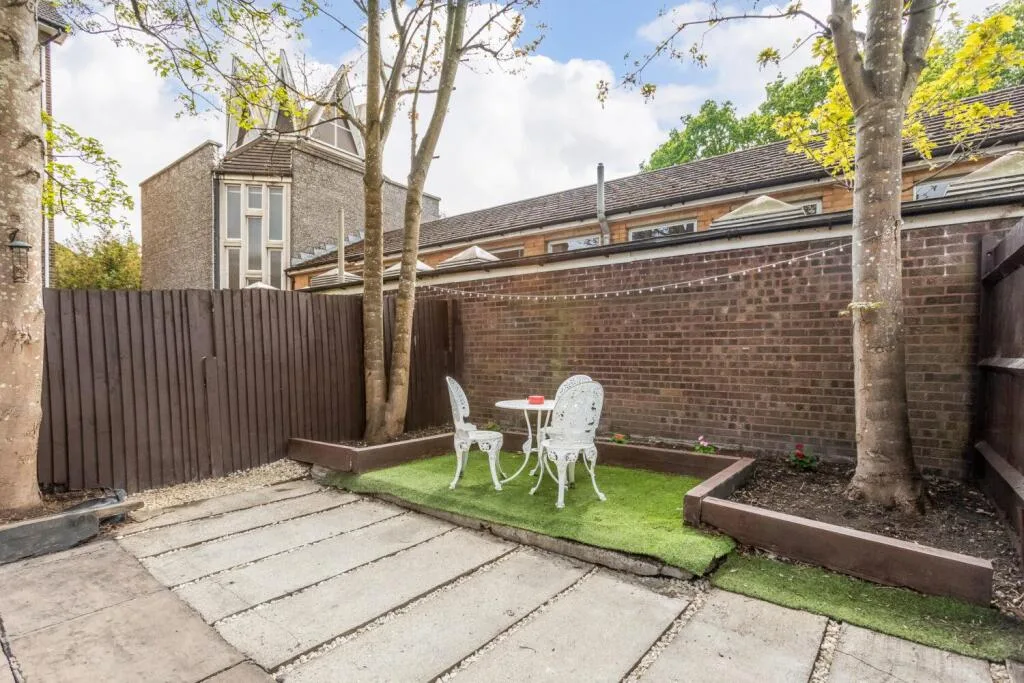 2 bedroom apartment for rent