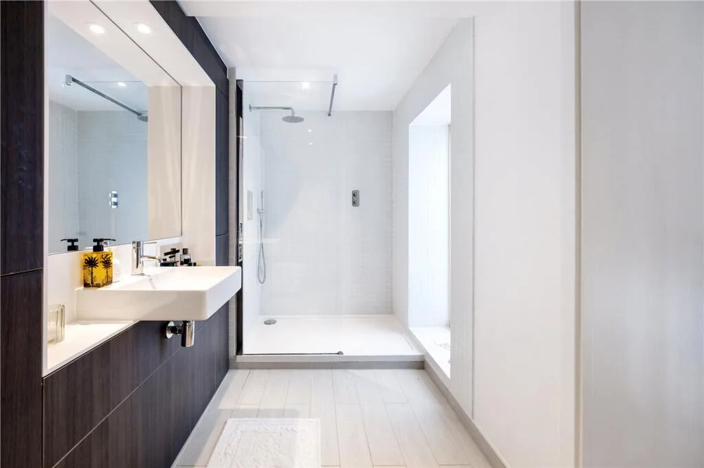 2 bedroom duplex for rent