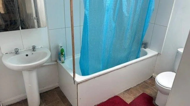 3 bedroom maisonette for rent