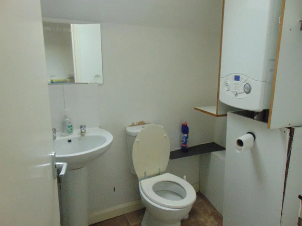 3 bedroom maisonette for rent