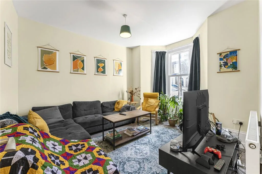 4 bedroom terraced house for rent