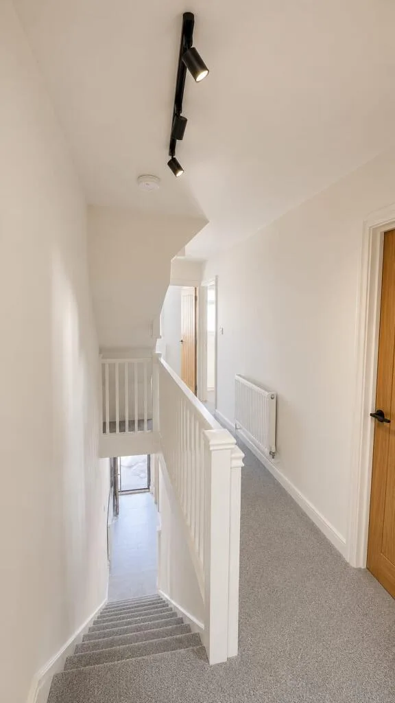 6 bedroom terraced house for rent