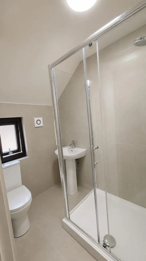 6 bedroom terraced house for rent
