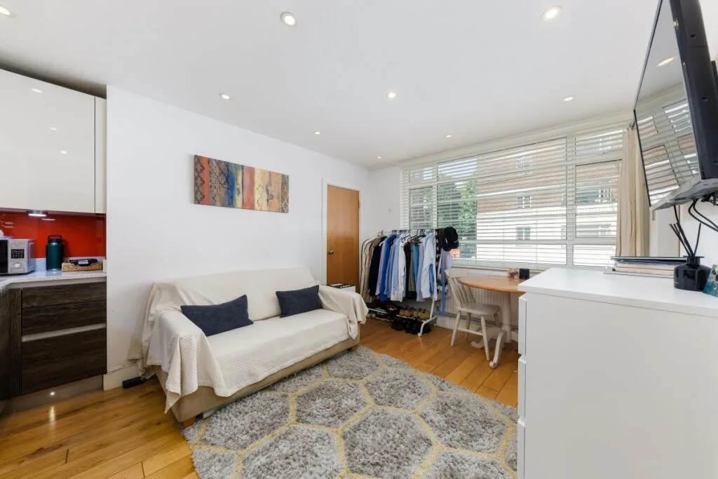 1 bedroom apartment for rent