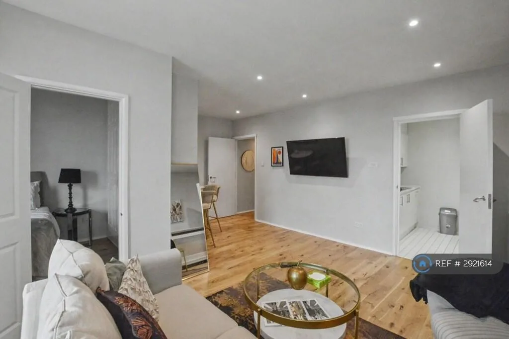 1 bedroom flat for rent