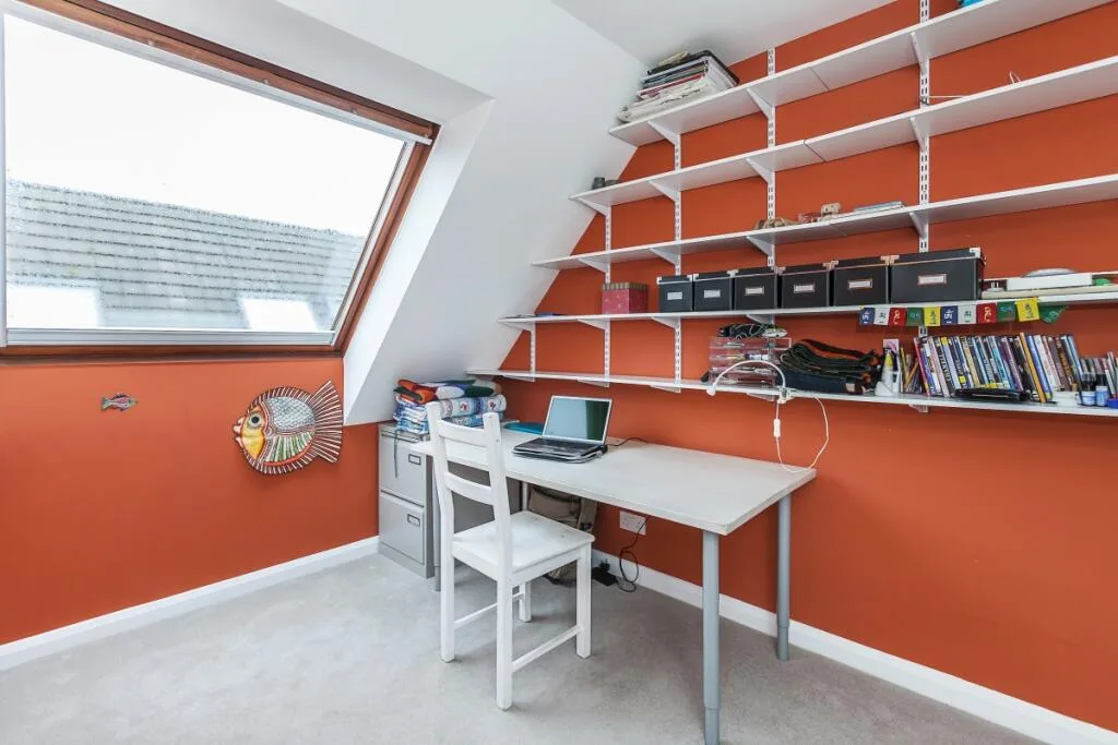 2 bedroom house for rent