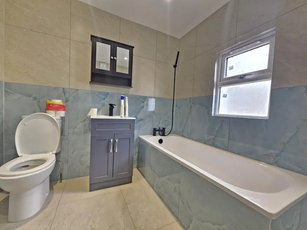 2 bedroom ground floor flat for rent