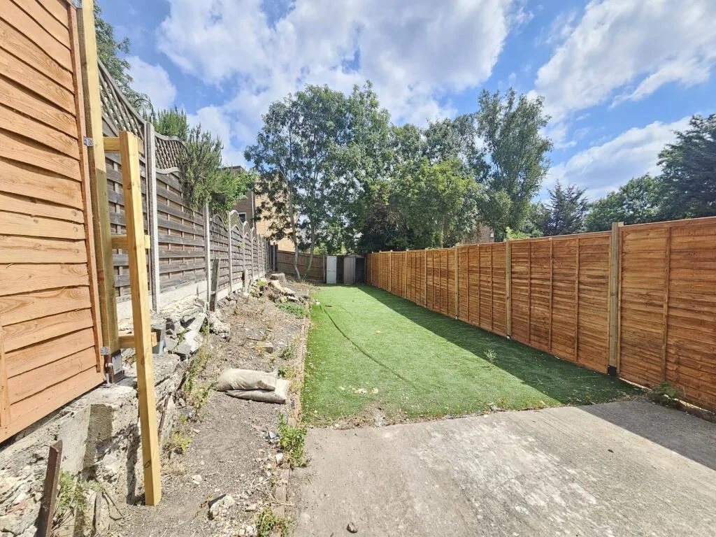 2 bedroom ground floor flat for rent