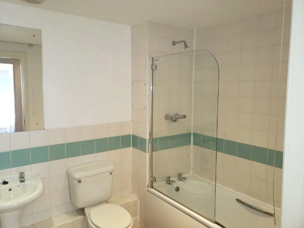 2 bedroom house for rent