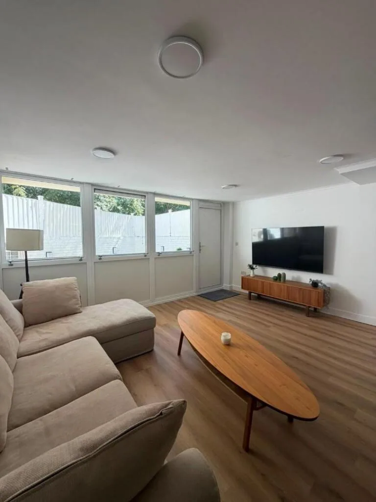 3 bedroom flat for rent