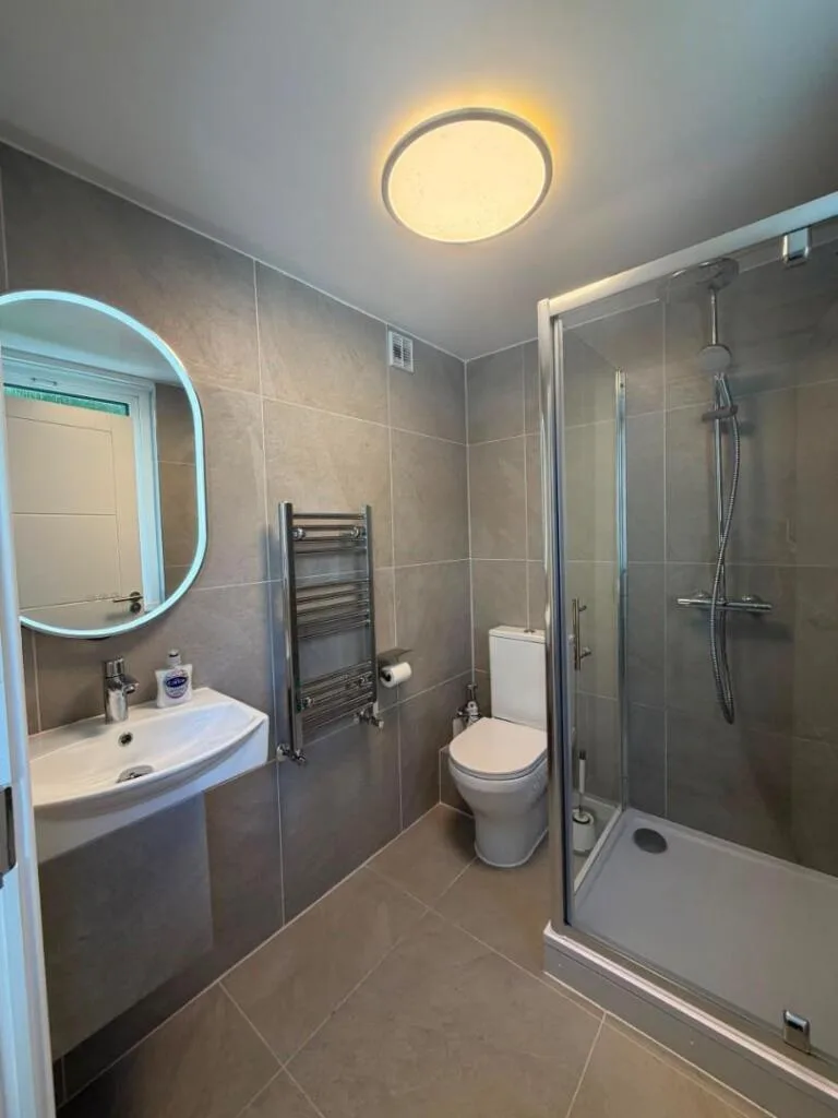 3 bedroom flat for rent