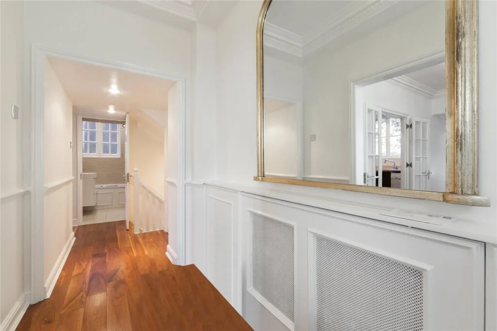 2 bedroom maisonette for rent