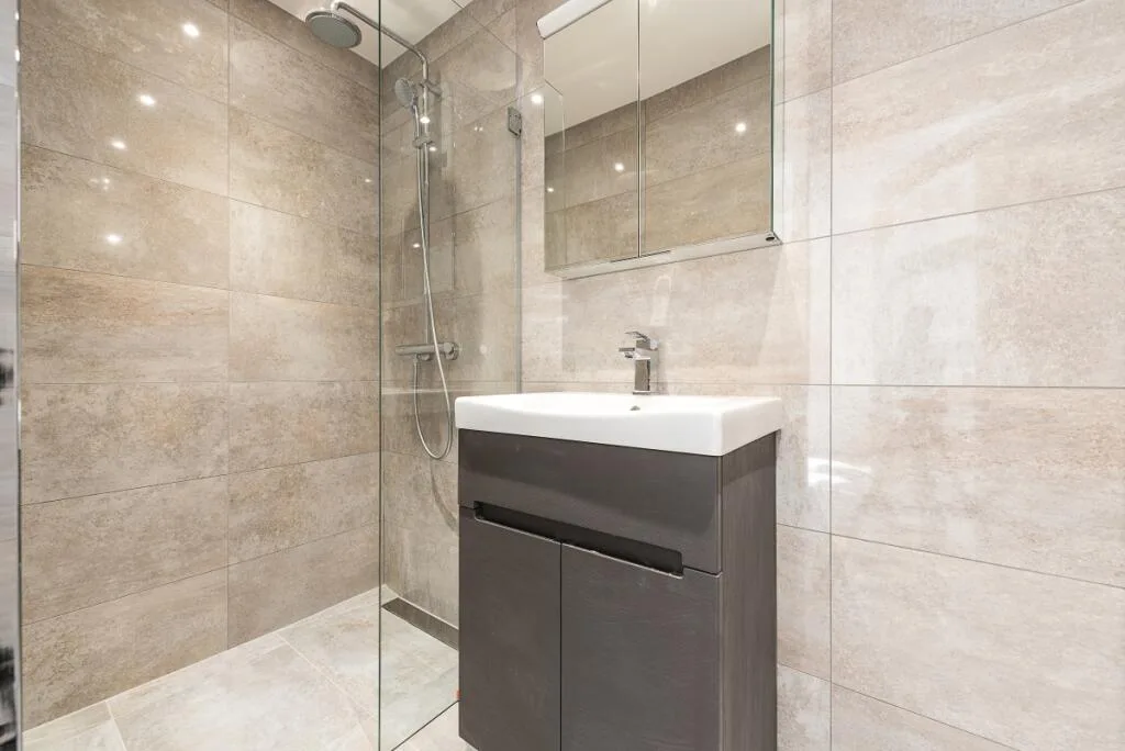 2 bedroom duplex for rent