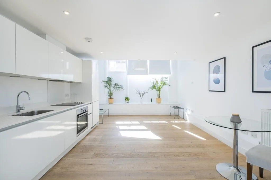 1 bedroom maisonette for rent
