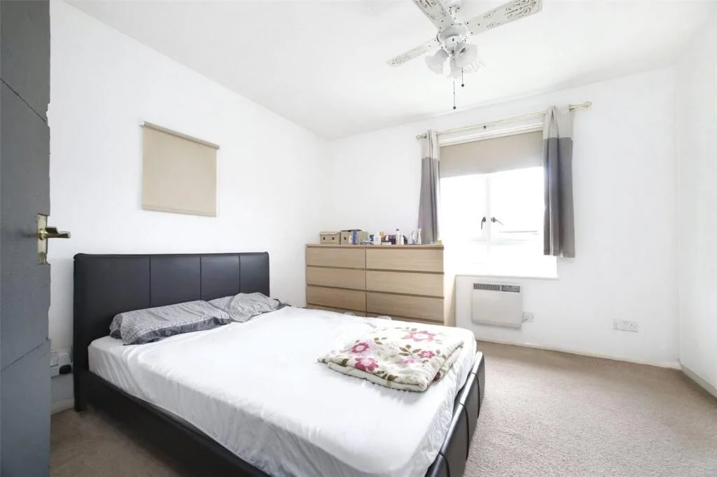 1 bedroom end of terrace house for rent