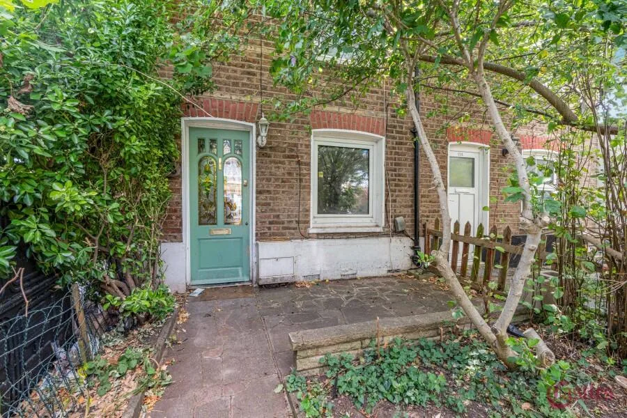 2 bedroom terraced house for rent