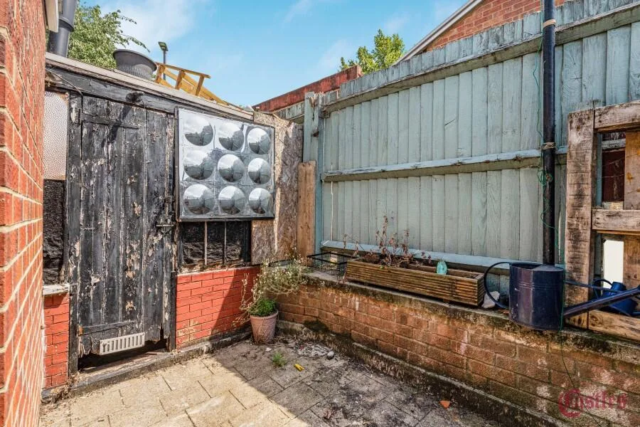2 bedroom terraced house for rent