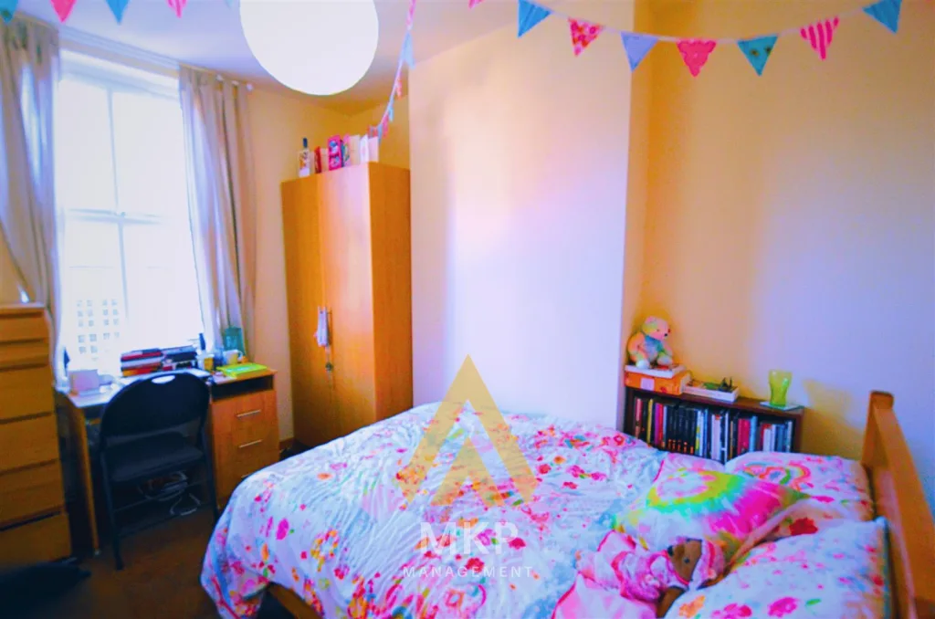 4 bedroom terraced house for rent