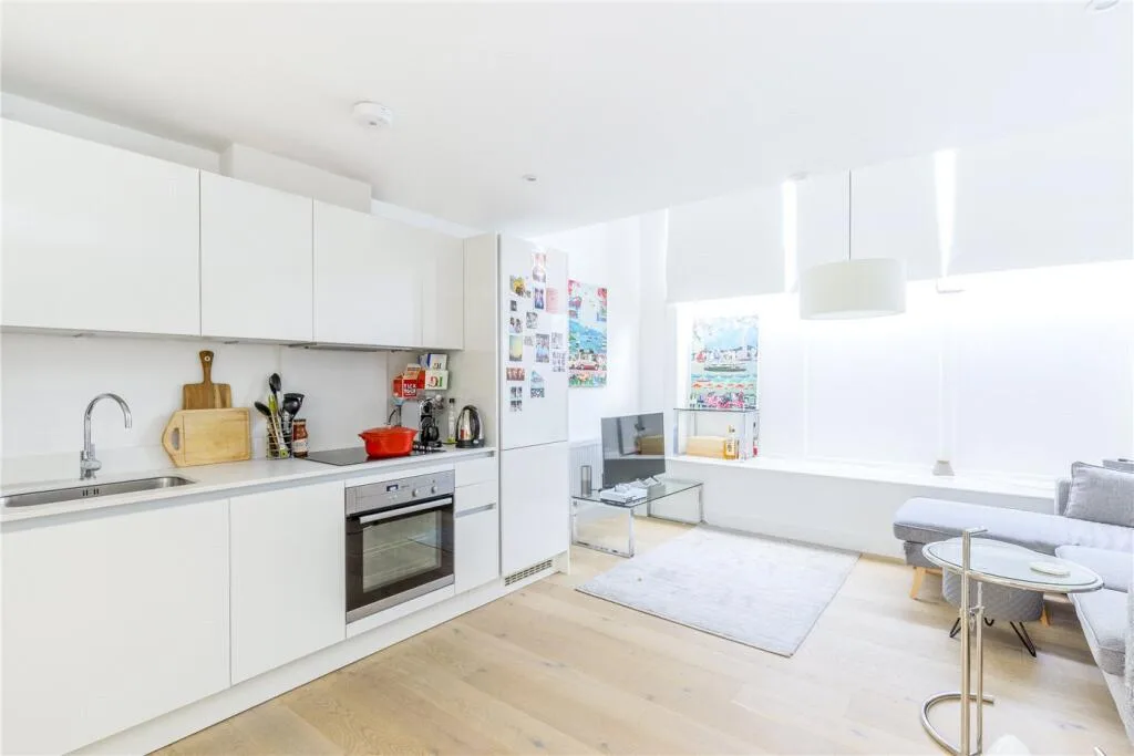 1 bedroom ground floor flat for rent