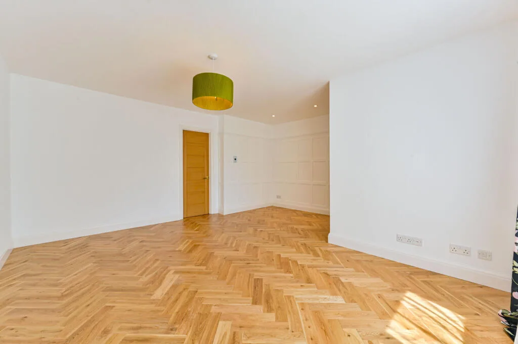 4 bedroom semi-detached house for rent