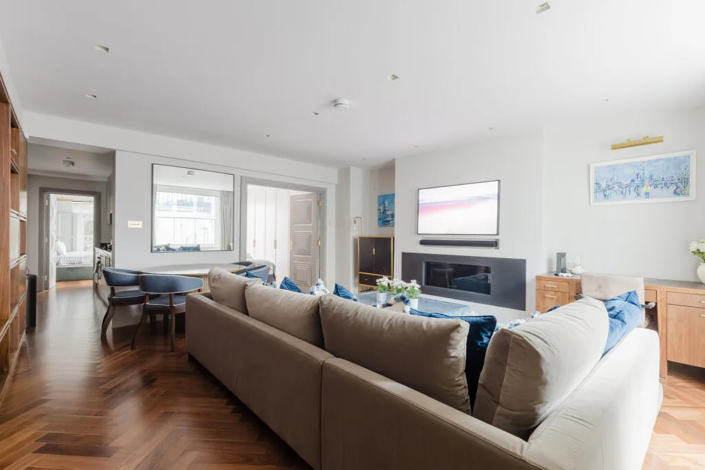 2 bedroom flat for rent
