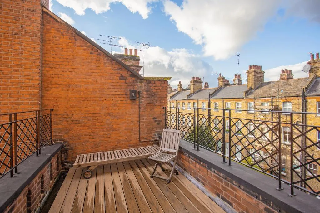 3 bedroom flat for rent