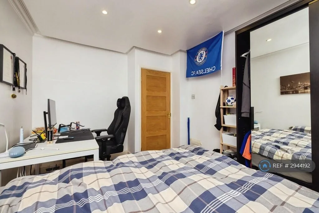 2 bedroom flat for rent
