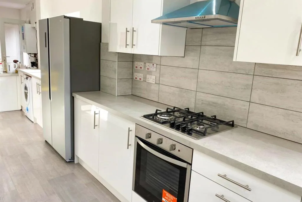 1 bedroom house for rent