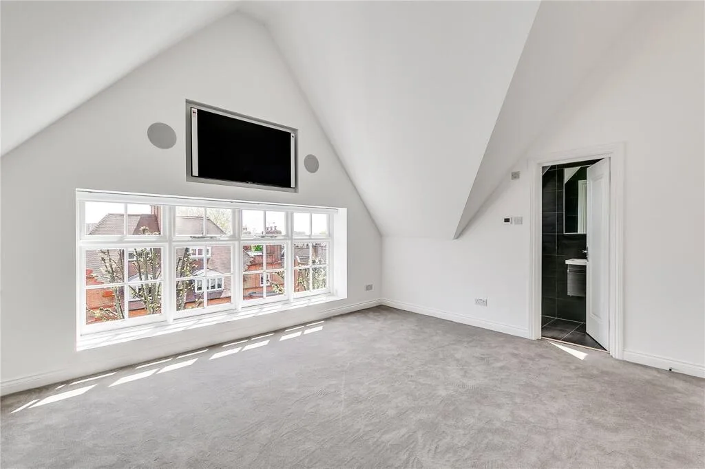 3 bedroom flat for rent