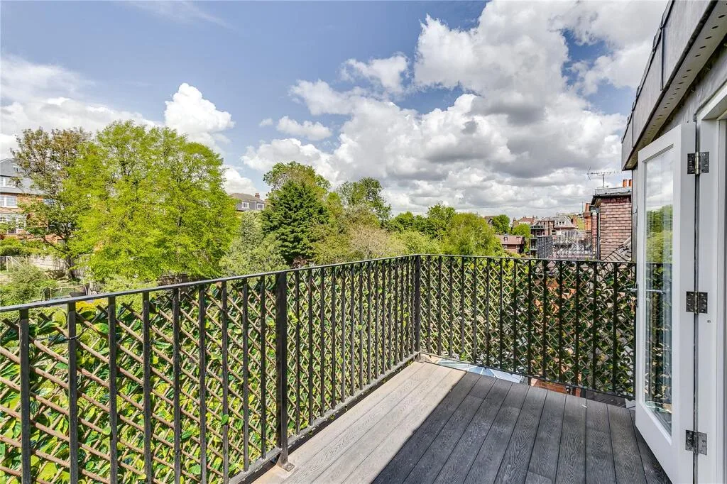 3 bedroom flat for rent