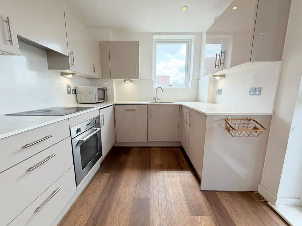 2 bedroom flat for rent