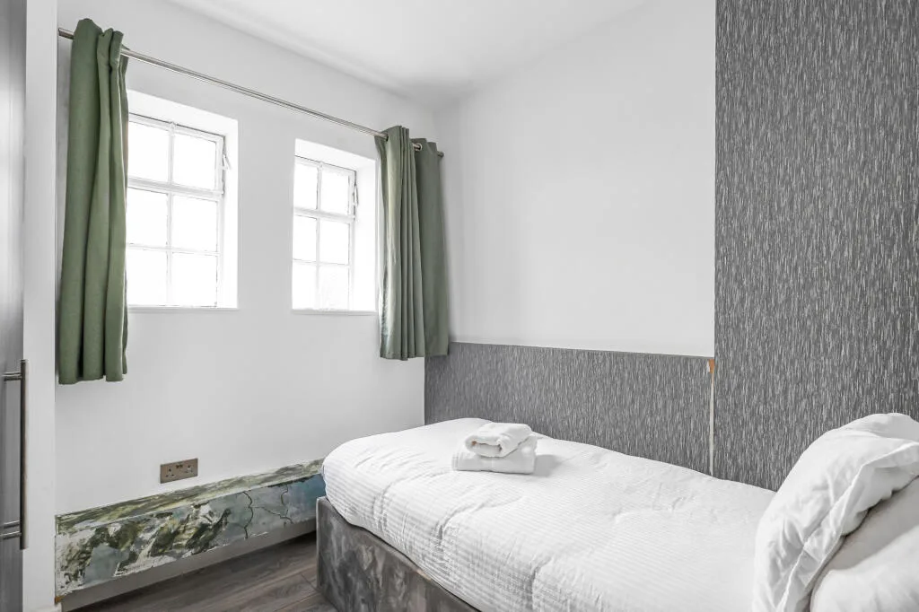 4 bedroom apartment for rent