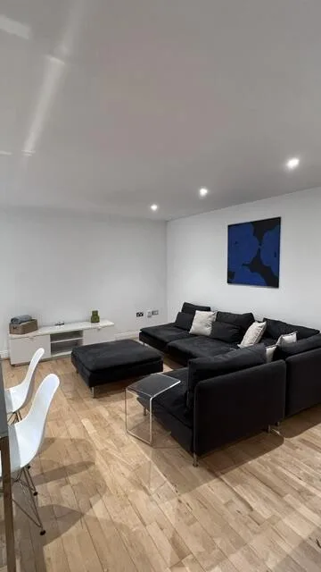 2 bedroom maisonette for rent
