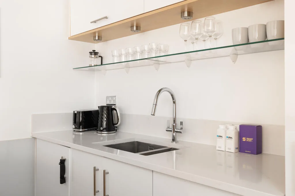 2 bedroom maisonette for rent