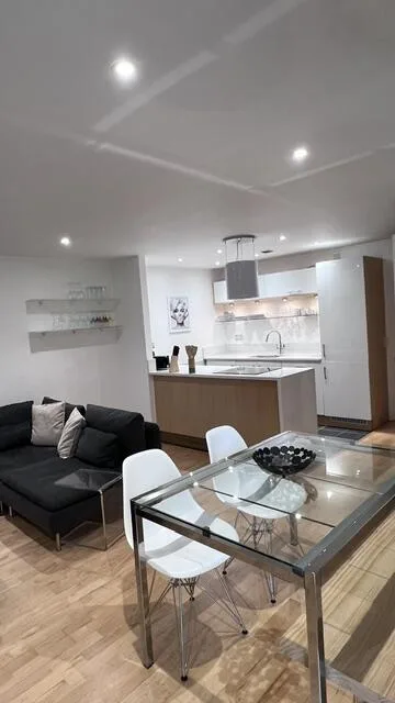 2 bedroom maisonette for rent