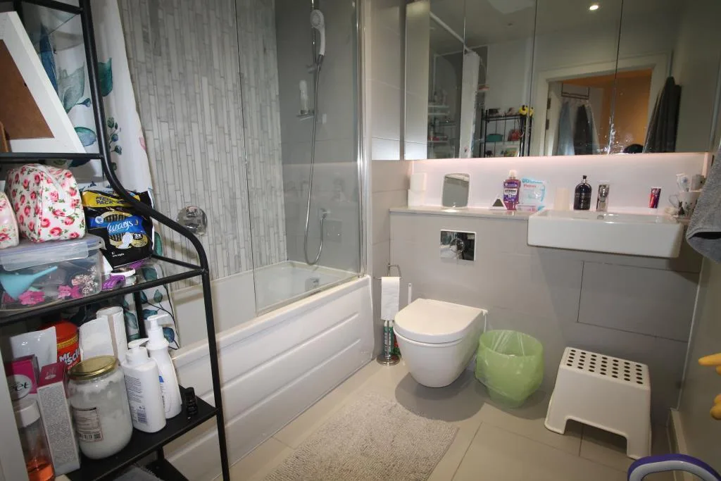 3 bedroom ground floor maisonette for rent