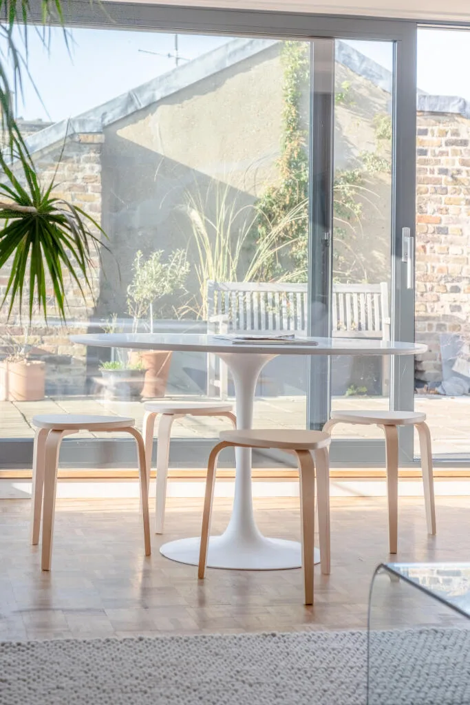 2 bedroom penthouse for rent