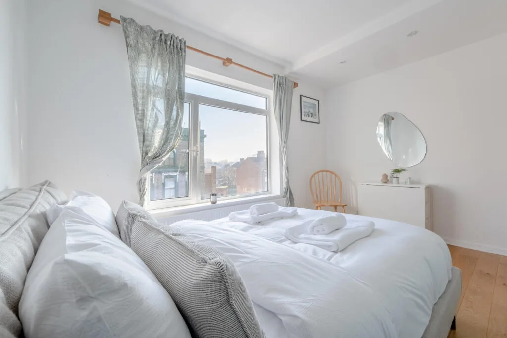 2 bedroom penthouse for rent